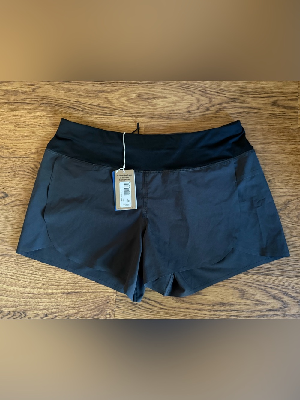 Patagonia Women’s Stretch Hydropeak Surf Shorts Size S NWT Ink Black